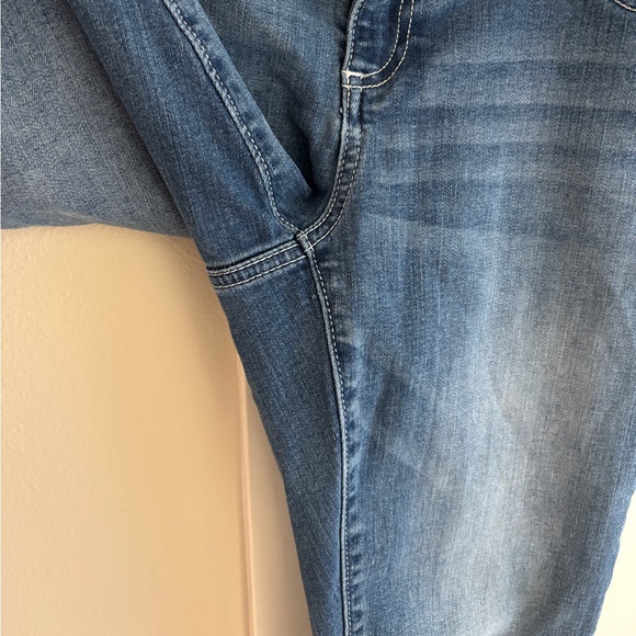 Inc Denim Straight Leg Curvy Fit Low Rise Jeans, Women's Size 4, Stretch Denim - Picture 4 of 11